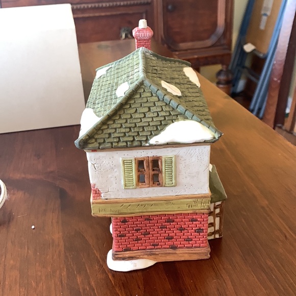 1986 Scrooge & Marley Dickens "A Christmas Carol" Dickens' Village Series - Picture 5 of 16